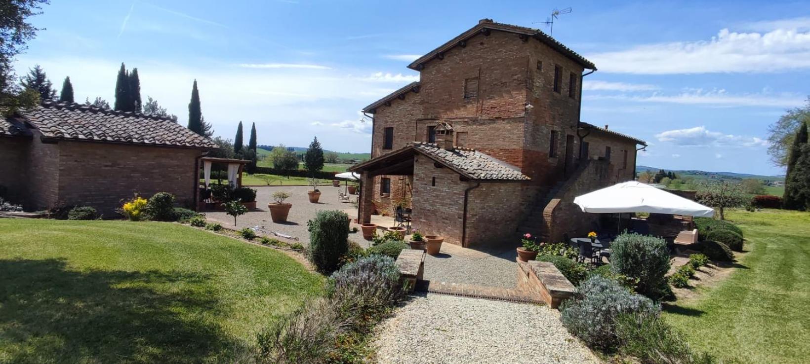 Agriturismo San Pierino มอนติโรนี ดาร์เบีย ภายนอก รูปภาพ