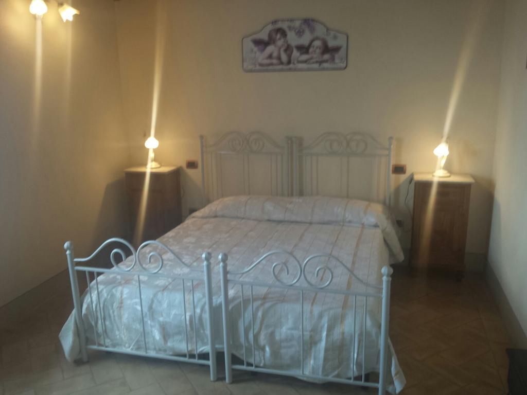 Agriturismo San Pierino มอนติโรนี ดาร์เบีย ภายนอก รูปภาพ