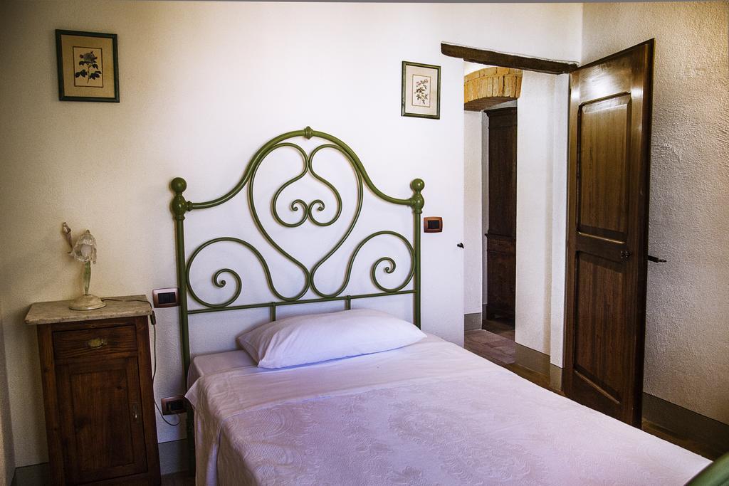 Agriturismo San Pierino มอนติโรนี ดาร์เบีย ภายนอก รูปภาพ