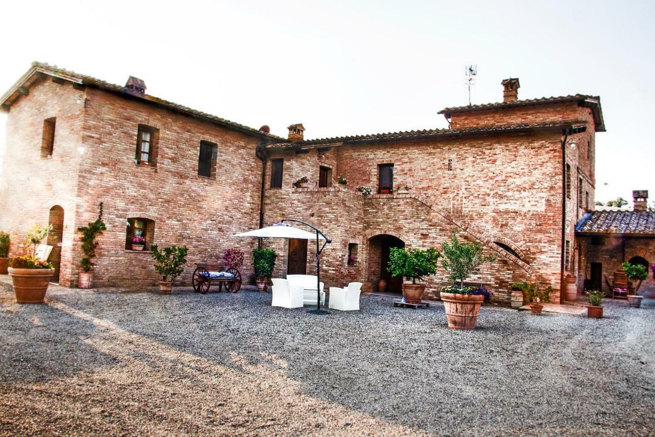 Agriturismo San Pierino มอนติโรนี ดาร์เบีย ภายนอก รูปภาพ