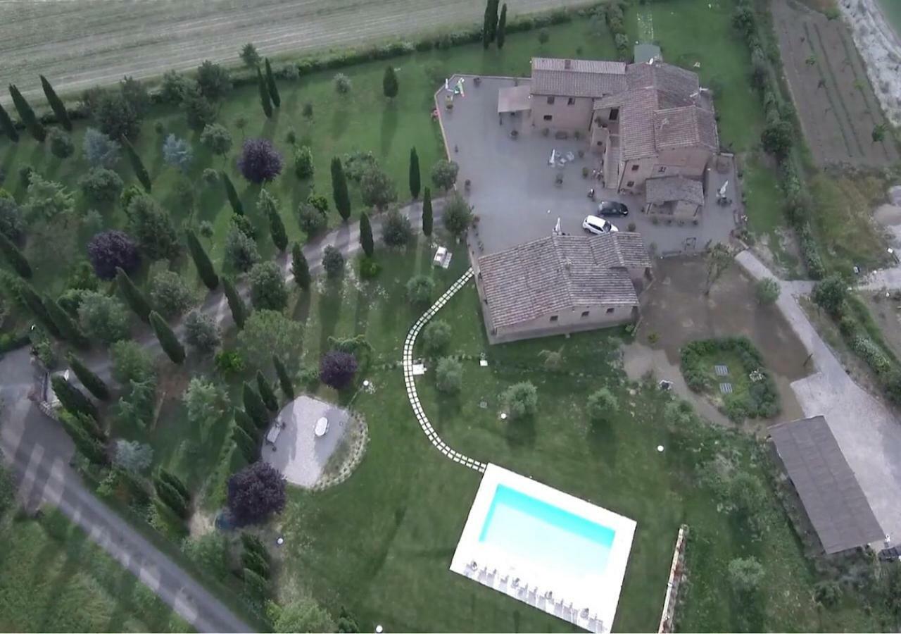 Agriturismo San Pierino มอนติโรนี ดาร์เบีย ภายนอก รูปภาพ