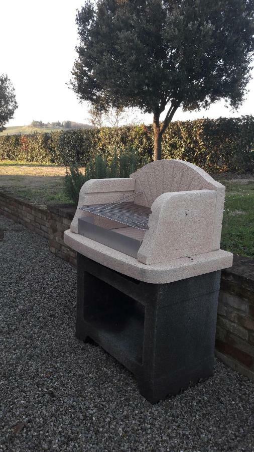 Agriturismo San Pierino มอนติโรนี ดาร์เบีย ภายนอก รูปภาพ