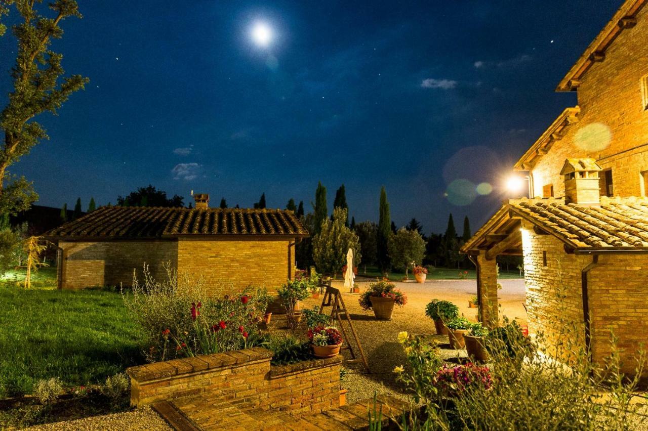Agriturismo San Pierino มอนติโรนี ดาร์เบีย ภายนอก รูปภาพ